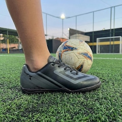 Chuteira Society Infantil Umbro Kick Jr - Foto 7