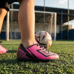 Chuteira Society Infantil Umbro Kick Jr - Foto 7