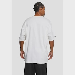 Camiseta Chicago Bulls Mitchell & Ness Oversized Masculina - Foto 2