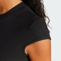 Camiseta adidas Mangas Copinho Canelada Seasonal Essentials Feminina - Foto 5