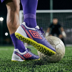 Chuteira Society Umbro Furious - Masculino - Foto 7