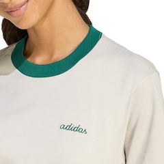 Camiseta adidas Seasonal Essentials Colorpop Feminina - Foto 4