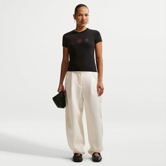 Camiseta Nike Sportswear Chill Knit Feminina - Foto 4