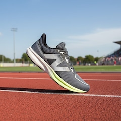Kit Tênis New Balance Dynasoft Flash V7 e Meia - Masculino - Foto 7