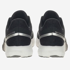 Kit Tênis New Balance Dynasoft Flash V7 e Meia - Feminino - Foto 3