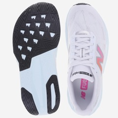 Kit Tênis New Balance Rebel V5 e Meia - Feminino - Foto 3