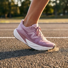 Kit Tênis New Balance Rebel V5 e Meia - Feminino - Foto 7
