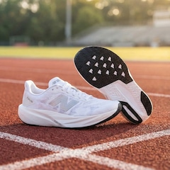 Tênis New Balance Rebel V5 - Feminino - Foto 7