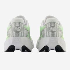 Tênis New Balance Rebel V5 - Feminino - Foto 3