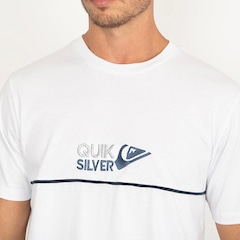 Camiseta Quiksilver Emb Omni Surf - Masculina - Foto 3