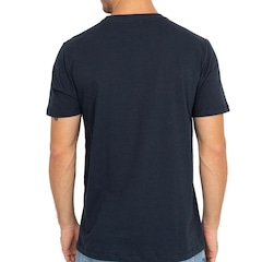 Camiseta Quiksilver Emb Omni Surf - Masculina - Foto 2