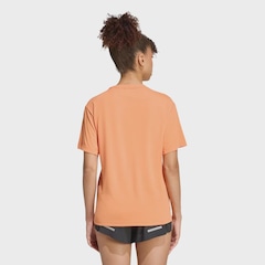 Camiseta adidas Running Essentials - Feminina - Foto 2