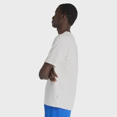 Camiseta New Balance Athletics Relaxed Premium Masculina - Foto 2