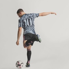Camisa Juventus Pré Jogo 2026 adidas Masculina - Foto 7