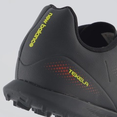 Chuteira de Society Adulta Tekela TF New Balance - Foto 5