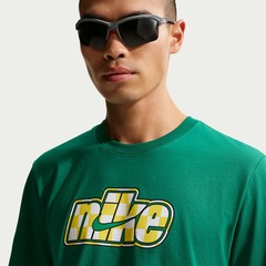 Camiseta Nike Sportswear Celebrate Sport Unissex - Foto 3
