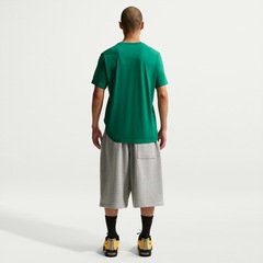 Camiseta Nike Sportswear Celebrate Sport Unissex - Foto 5