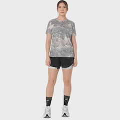 Shorts ASICS Limited Series Metarun Split Feminino - Foto 11