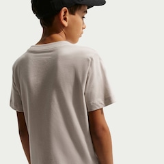 Camiseta Nike Futura Infantil - Foto 5