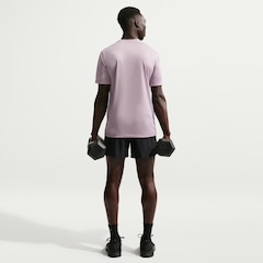 Camiseta Nike Dri-FIT Legend Masculina - Foto 5
