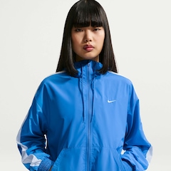 Jaqueta Nike Sportswear Essential Feminina - Foto 1