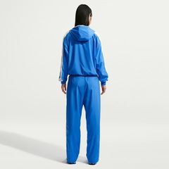 Jaqueta Nike Sportswear Essential Feminina - Foto 5