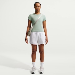 Camiseta Nike Sportswear Chill Knit Feminina - Foto 4