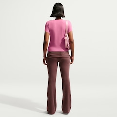 Camiseta Nike Sportswear Chill Knit Feminina - Foto 5