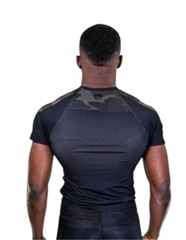 Camiseta Rashguard Venum Giant Titan Jungle Camuflada - Masculina - Foto 4