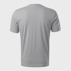 Camiseta Reebok Classic Oportunity - Masculina - Foto 2