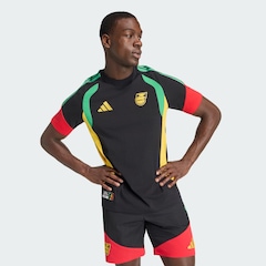 Camisa Jamaica 26 x Bob Marley Tiro Sweat adidas - Masculina - Foto 6