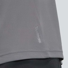 Camiseta Masculina Run Ess BL adidas - Foto 4