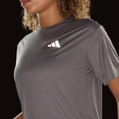Camiseta Feminina Run Ess Tee adidas - Foto 7