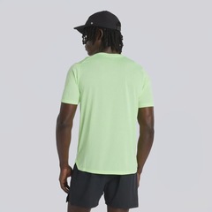 Camisa Masculina New Balance Atlhetics Run - Foto 3
