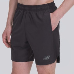 Bermuda Masculina Tenacity Logo New Balance - Foto 5