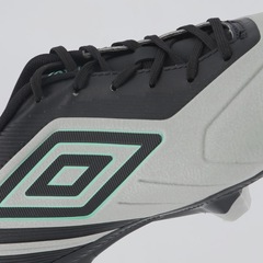 Chuteira de Campo Adulta Attak III Umbro - Foto 7