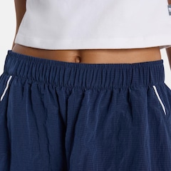 Saia New Balance Sport Legacy Woven Feminina - Foto 5