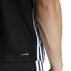 Camiseta Adidas Workout Essentials Base Três Listras Masculina - Foto 4