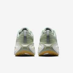 Tênis Feminino Nike Vomero Plus - Foto 5