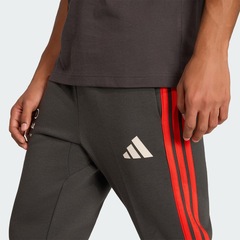 Calça adidas Audi Revolut F1 Team DNA - Masculina - Foto 6