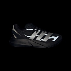 Tênis adidas Lightblaze - Feminino - Foto 10