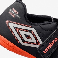 Chuteira Futsal Infantil Umbro Neo Striker Kids - Foto 7