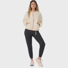 Jaqueta ASICS Actiadapt Packable Feminino - Foto 11