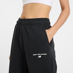 Calça New Balance Sportswear '94 Graphic Feminina - Foto 4