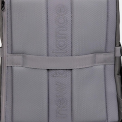 Mochila New Balance Legacy Flap 24L Unissex - Foto 8