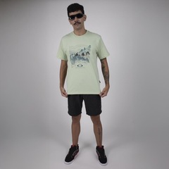 Camiseta Oakley Outline Mountains SS Tee Eucalyptus -  Masculina - Foto 6