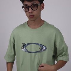 Camiseta Oakley Jupiter's Adventure SS Tee Eucalyptus - Masculina - Foto 4