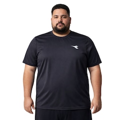 Camiseta Plus Size Diadora Esportiva Icon - Masculina - Foto 3