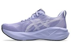 Tênis ASICS Novablast 5 Feminino - Foto 4