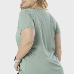 Camiseta Selene Plus Size Feminina - Feminina - Foto 4